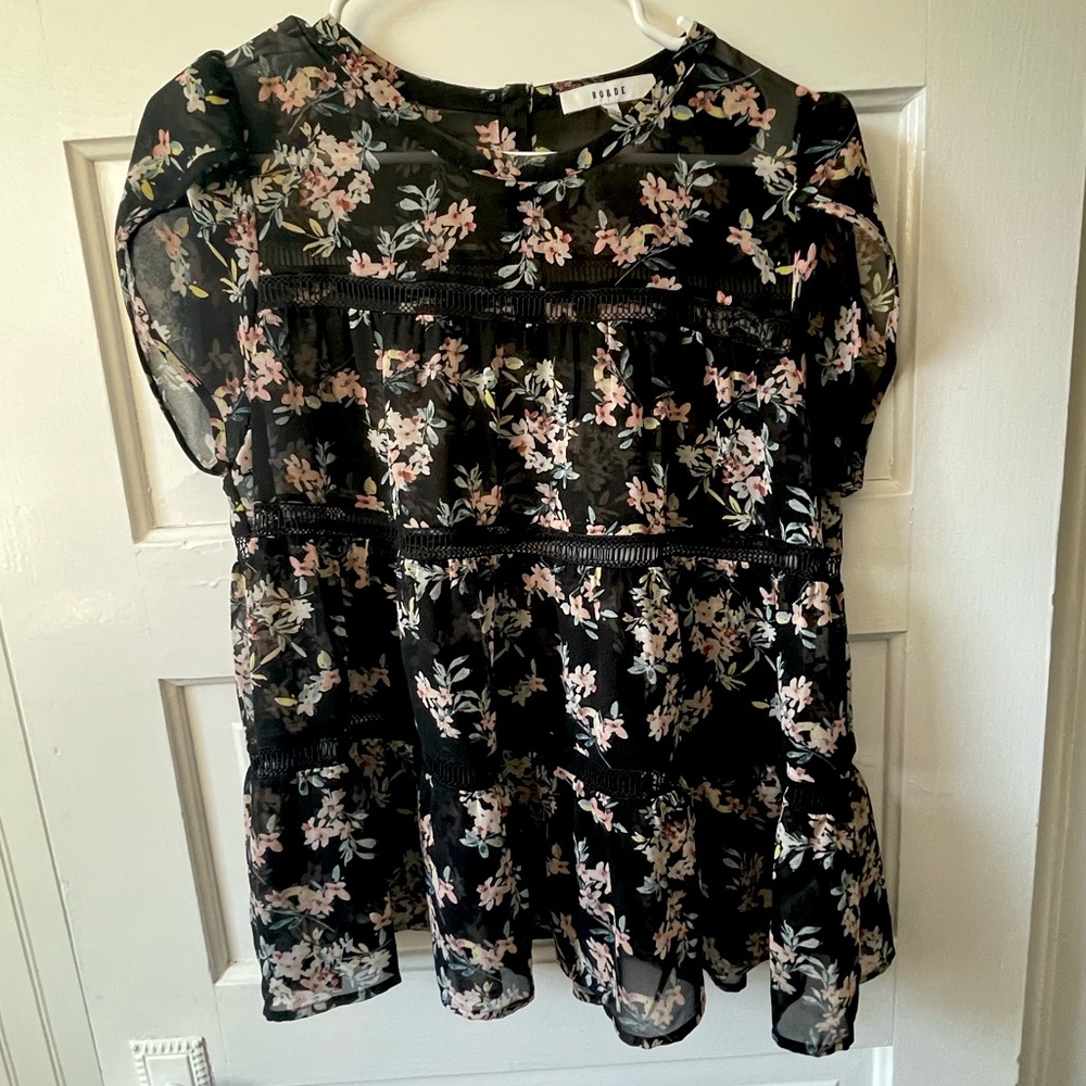 Floral Top - Picture 1 of 1